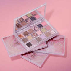 HUDA beauty rose quartz eyeshadow pallet