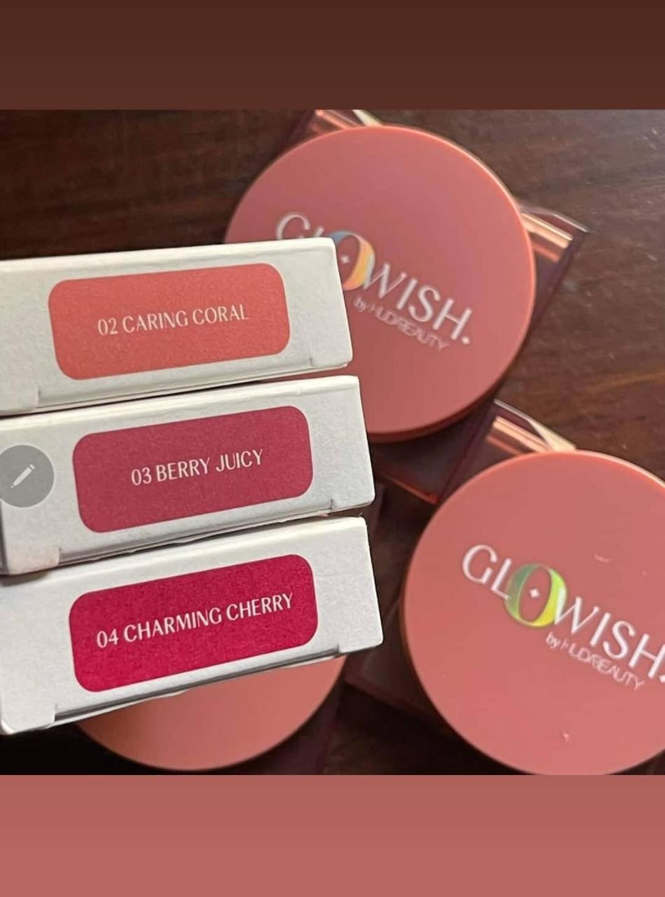 GloWish Cheeky Vegan Blush Powder - SemBliss